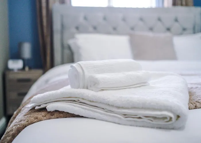 Stylish 4 Bedroom Close To City Centre Дом отдыха Манчестер