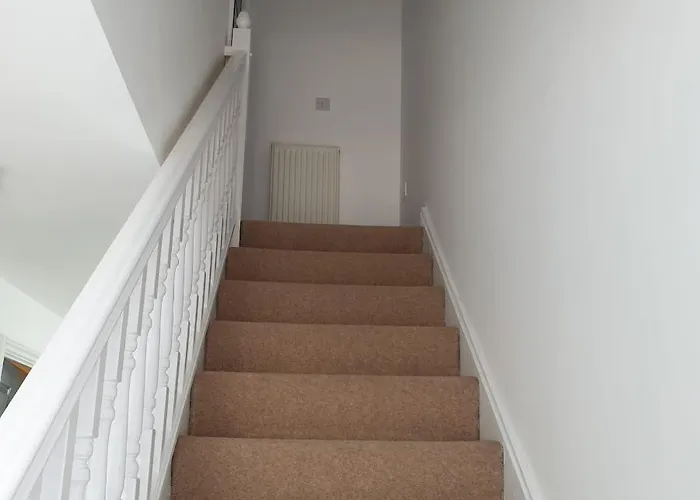 Queens Rooms, A Perfect Stay, Next To Shopping Parks And Central * Manchester