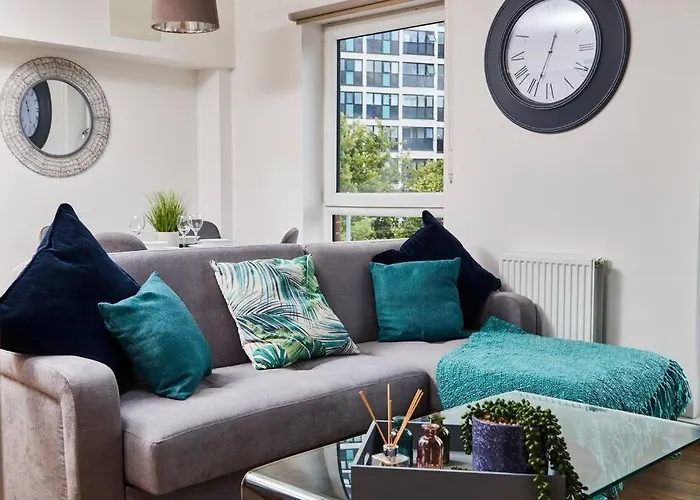 Apartment Gem - Sleeps 6 *