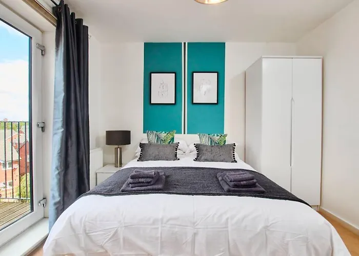 Gem - Sleeps 6 * Manchester