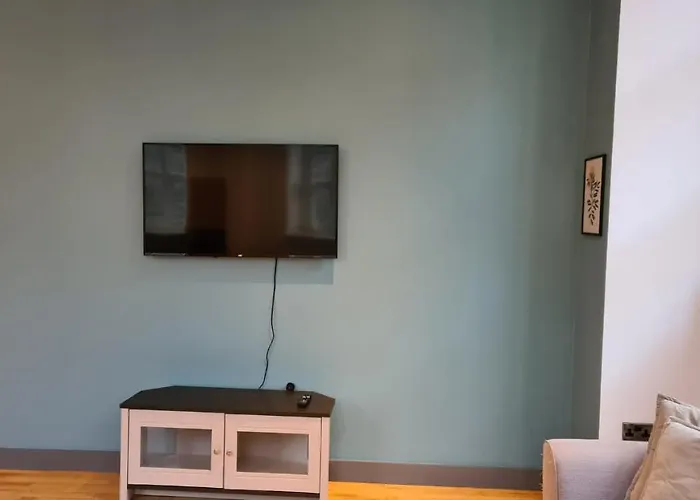 아파트 Spacious, Bright And Airy Centre Flat. Unique Converted Mill. *