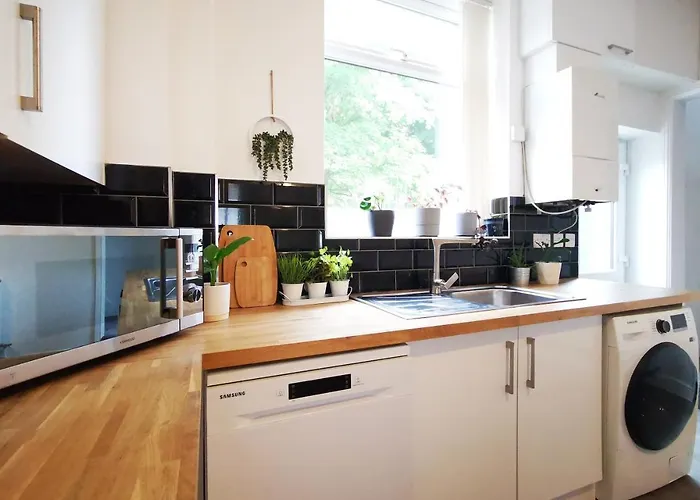 The Mellor - With Free Parking - 5 Minutes Drive To Coop Live Arena, Etihad Stadium & Centre * Manchester