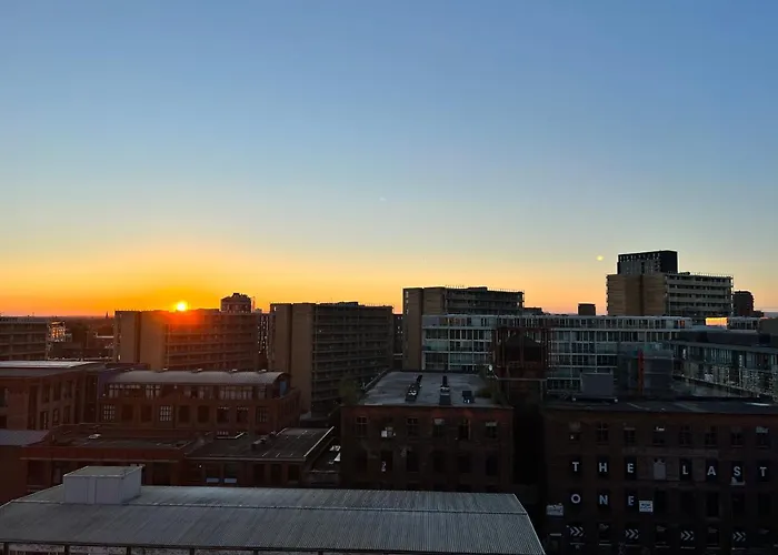 Two Bedrooms Exquisite En-suite Deansgate * 맨체스터