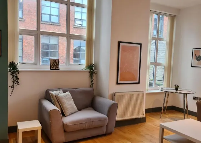 Spacious, Bright And Airy Centre Flat. Unique Converted Mill. Apartamento Manchester