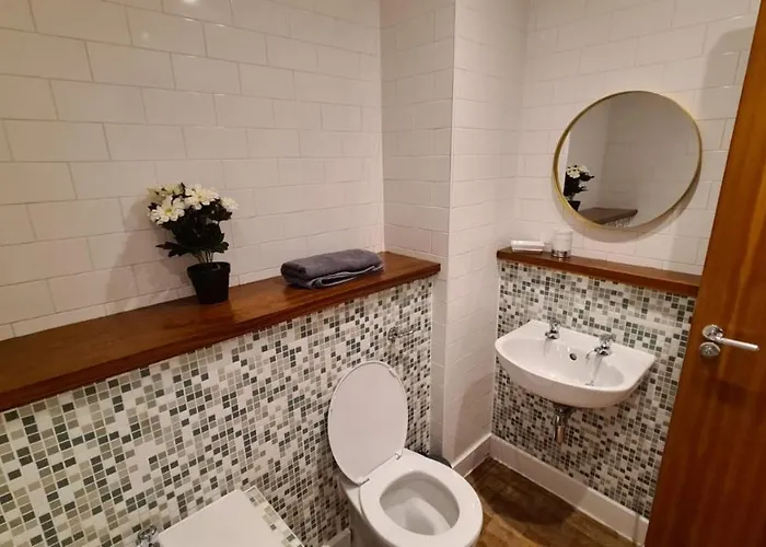 Spacious, Bright And Airy Centre Flat. Unique Converted Mill. Apartmán Manchester