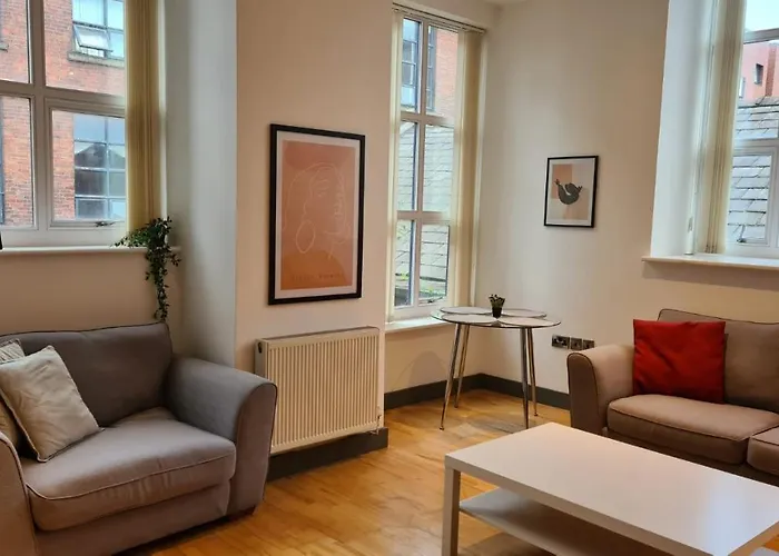 Spacious, Bright And Airy Centre Flat. Unique Converted Mill. * Manchester