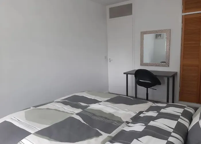 Apartmán Entire Rental, Easy Reach To Etihad Stadium Manchester