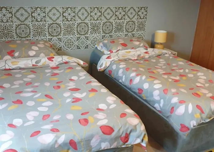 Queens Rooms, A Perfect Stay, Next To Shopping Parks And Central * Manchester