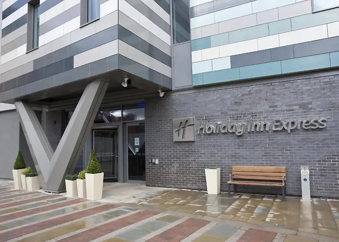 Hotel Express Centre Arena By Ihg 3*