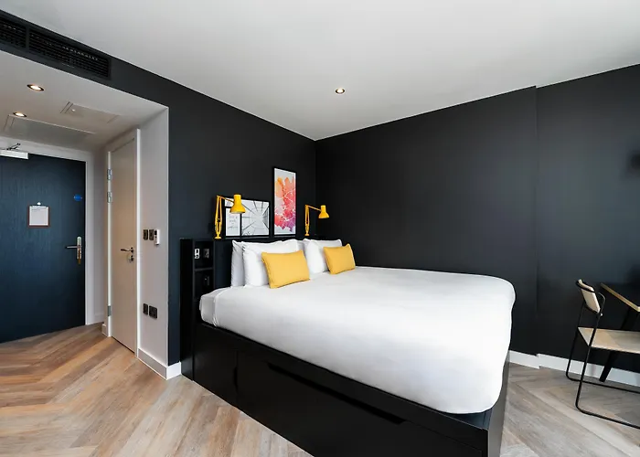 Aparthotel Staycity Northern Quarter 4*