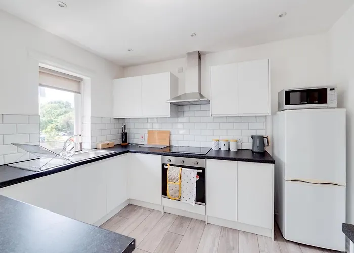 Pass The Keys Lovely 3 Bedroom Golf Club And Parking Semesterbostad