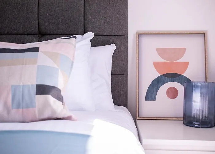 Pass The Keys Lovely 3 Bedroom Golf Club And Parking *