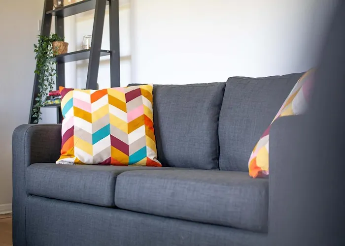 Semesterbostad Pass The Keys Lovely 3 Bedroom Golf Club And Parking