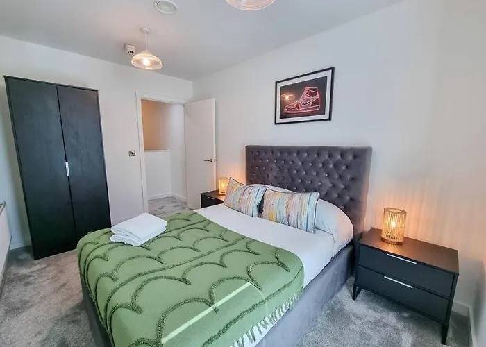 Luxury Centre Townhouse With Parking Сasa de vacaciones *