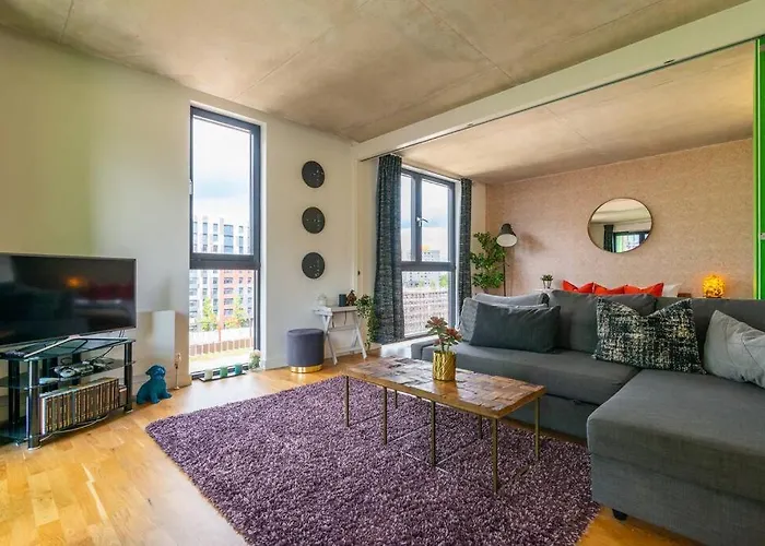Canalside Flat In Ancoats, Centre
