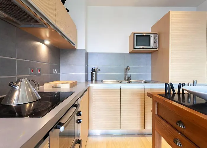 Iconic Luxury Apartment *