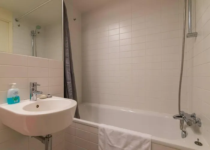 דירה Canalside Flat In Ancoats, Manchester City Centre מנצ'סטר