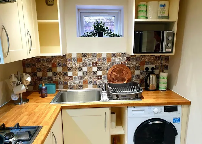 Elegant 2 Bed In Daire *