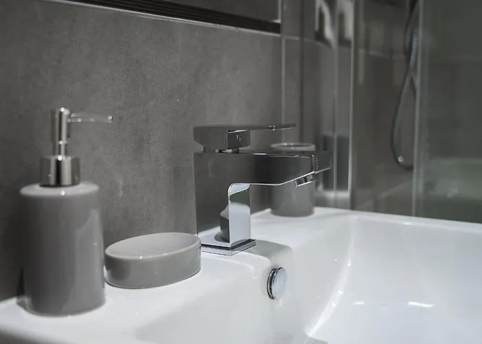 Apartament Modern 1-bed - Centre - Free Wi-fi - New - *