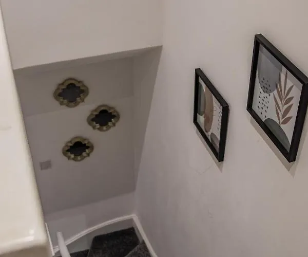 Apartamento Bv Comfy Spacious 3 Bedroom House At Tatton Street