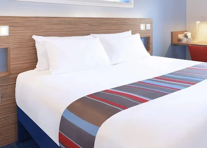Travelodge Upper Brooks Street Hotel Manchester