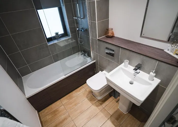 아파트 The Interchange - 2-bed - Brand New - *