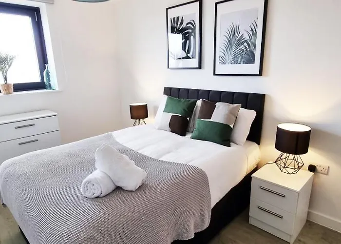 2 Bedroom Penthouse * 맨체스터