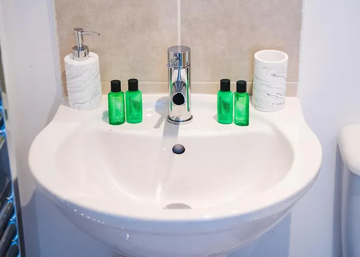 Centre 2-bed - New - Free Wi-fi - Apartman *