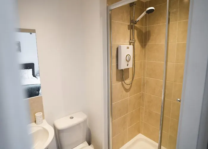 Centre 2-bed - New - Free Wi-fi - Apartman