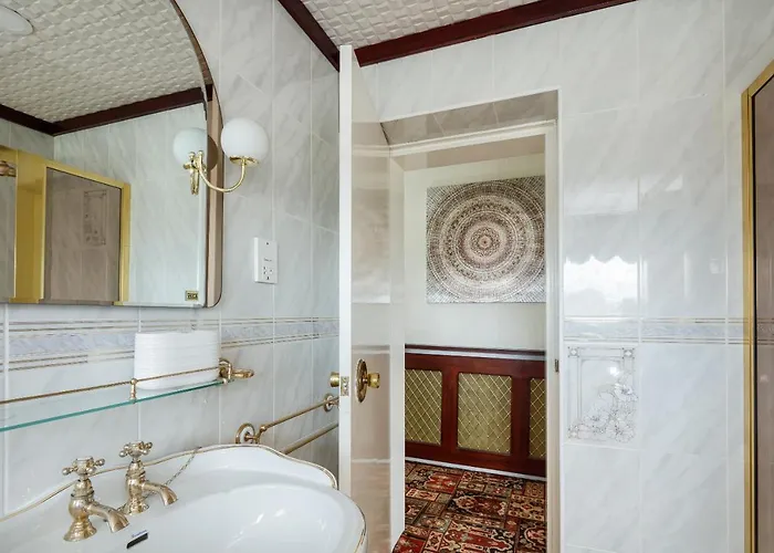 بيت للعطل Beautiful 'mayfield' With Private Pool! مانشستر