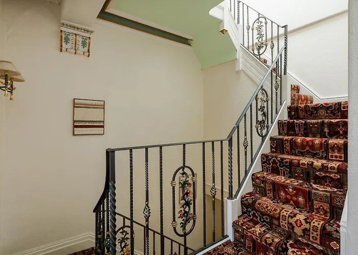 بيت للعطل Beautiful 'mayfield' With Private Pool!