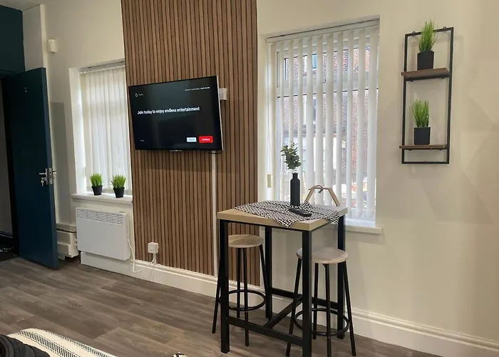 Deluxe In 20 Percent Off For Drake Concert Attendees!