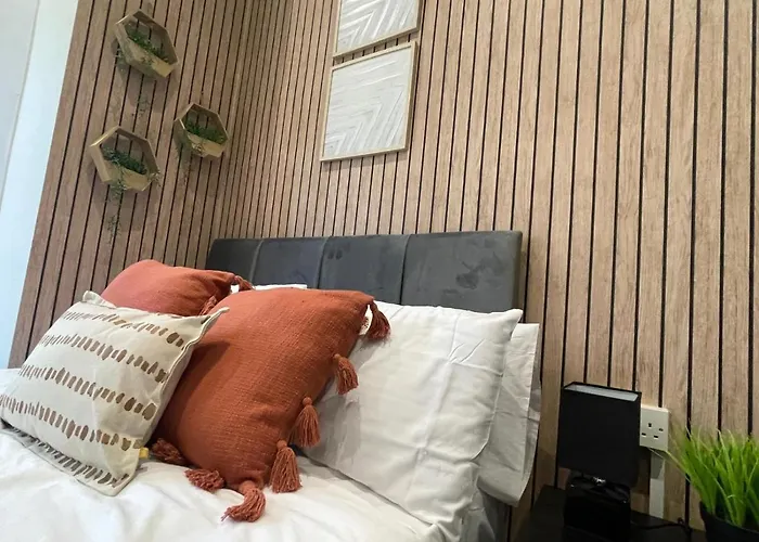 Deluxe In 20 Percent Off For Drake Concert Attendees! Апартаменты *