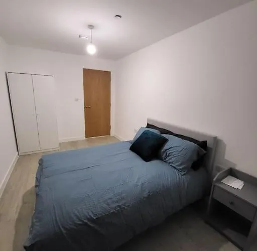 Beautiful 2 Bedroom Salford Quays Manchester