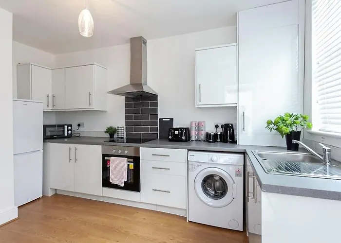 Spacious Comfortable House Close To Etihad+parking Dom wakacyjny *