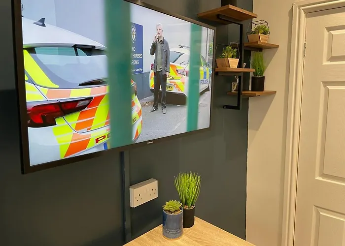 Deluxe In 20 Percent Off For Drake Concert Attendees! 아파트 *