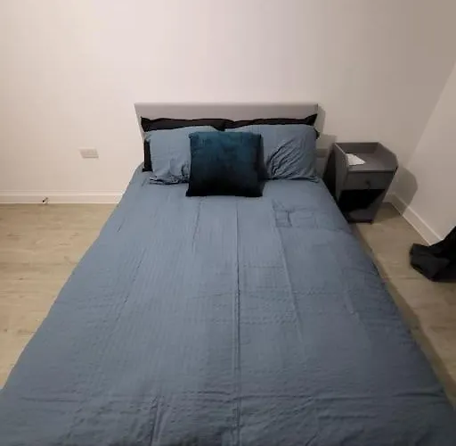 Beautiful 2 Bedroom Salford Quays Manchester