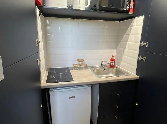 아파트 Deluxe In 20 Percent Off For Drake Concert Attendees!