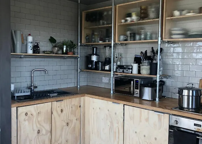 3 Bedroom Penthouse *