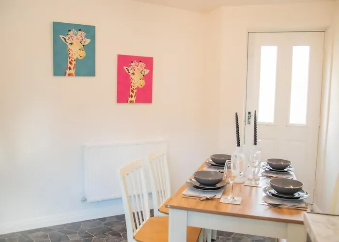 Bv Stylish Homely 3 Bedroom Close To Arena * Mánchester