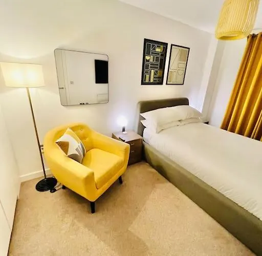 Eclectic Dwelling * Manchester