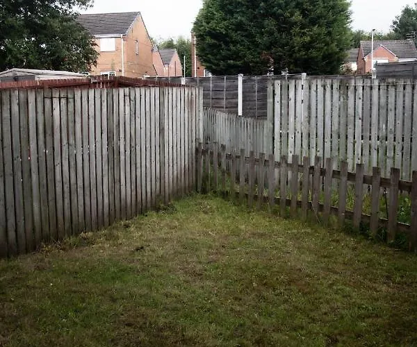 Holiday home Bv Stylish Homely 3 Bedroom Close To Arena