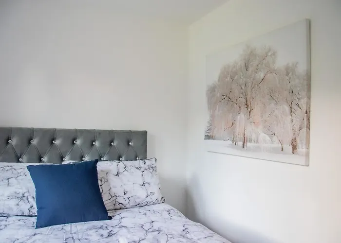 Bv Stylish Homely 3 Bedroom Close To Arena Сasa de vacaciones *