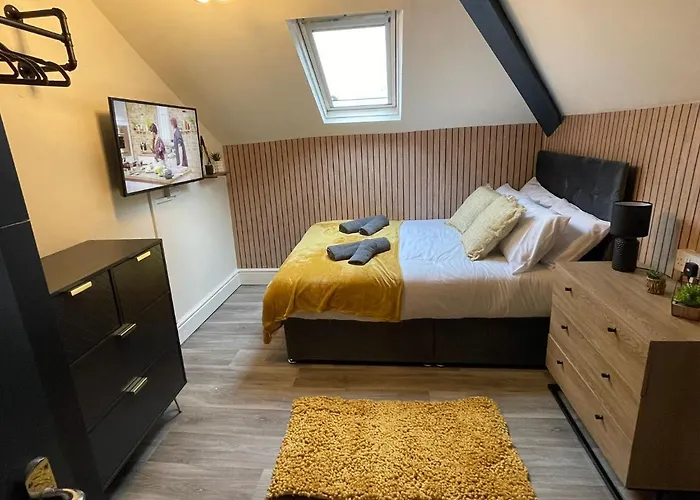 Deluxe In 20 Percent Off For Drake Concert Attendees! Апартаменты *