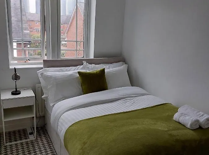 Πανσιόν Bankwellstreet 3*