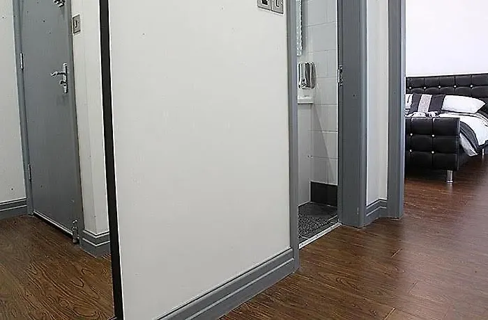 Lewis 1 Northern Quarter Sleeps Upto 4 *