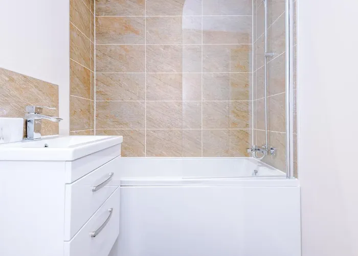 Weelky And Monthly Bookings At Cassia Unit - Telly Homes Ltd -brand New 1 Bedroom Salford, *