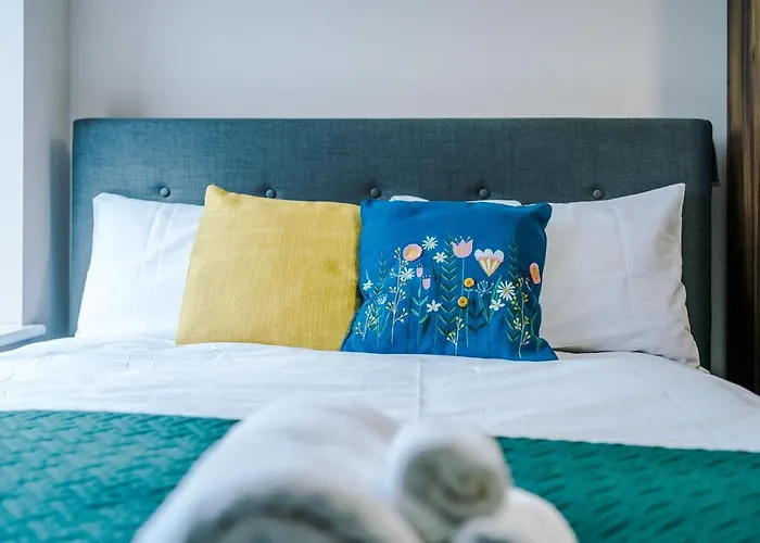 Weelky And Monthly Bookings At Cassia Unit - Telly Homes Ltd -brand New 1 Bedroom Salford,