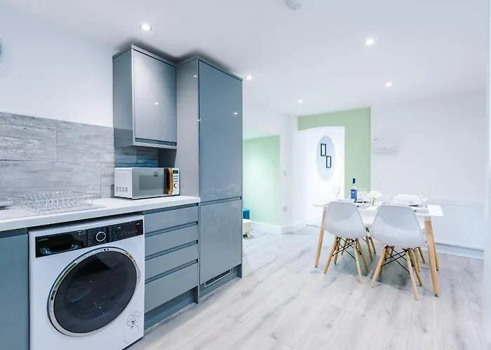 Apartament The Ecclesian - Upscale Near Trafford Centre & Eccles Train Station Manchester