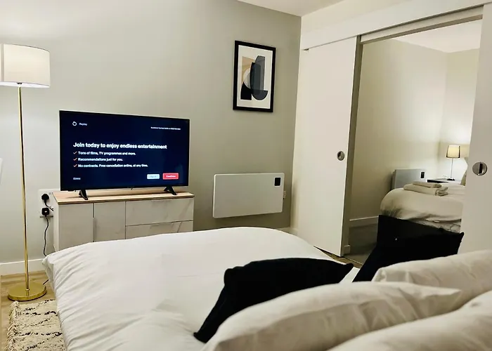 Fantastic One Bedroom Near Old Trafford Stadium מנצ'סטר